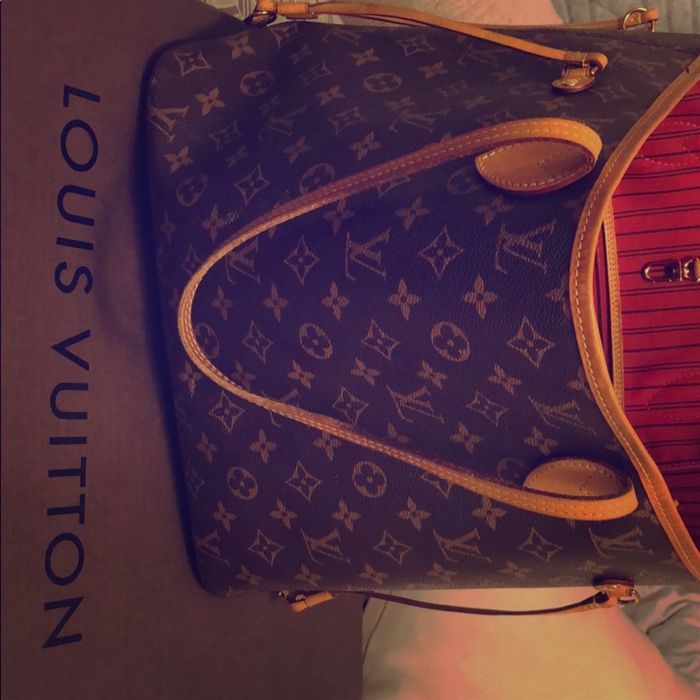 Louis Vuitton Neverfull MM